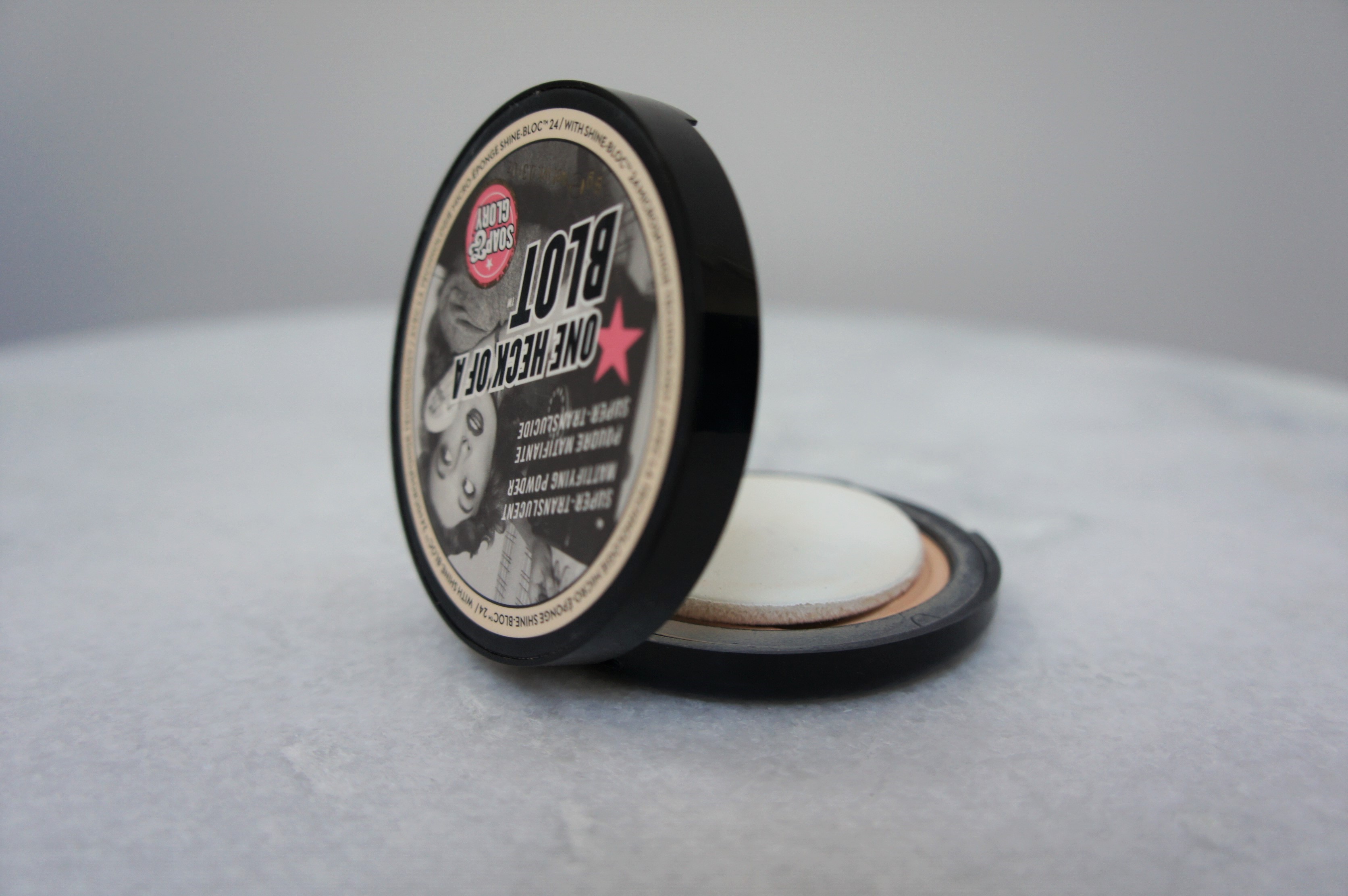 Soap & Glory One Heck of a Blot powder