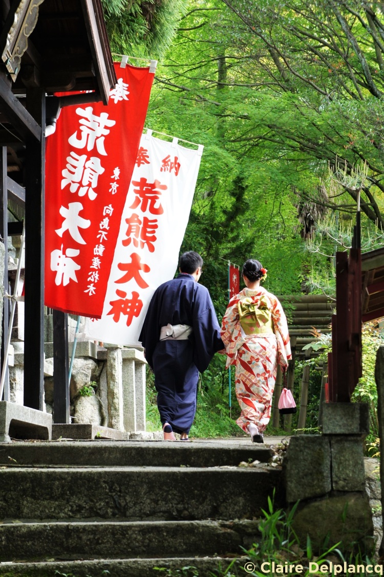 Couple in Fushimi Inari Taisha Kyoto